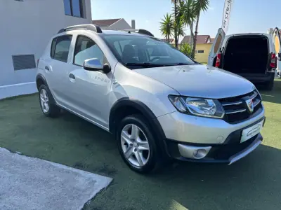 Dacia Sandero 2016 - 11490 EUR, 116835 km - AUTO.MOTO.pt - 116835km - foto 3 de 13
