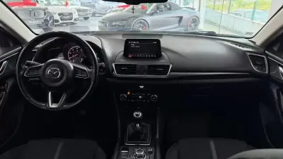 Mazda 3 2017 - 10490 EUR, 162840 km - AUTO.MOTO.pt - 162840km - foto 17 de 28