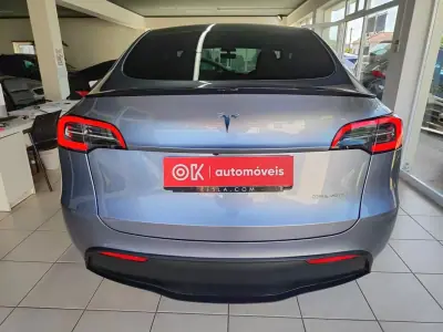 Tesla Model Y 2023 - 38900 EUR, 39000 km - AUTO.MOTO.pt - 39000km - foto 9 de 33