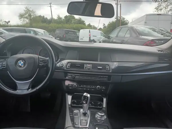BMW 520 2012 - 11250 EUR, 371188 km - AUTO.MOTO.pt - 371188km - foto 3 de 18