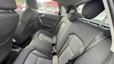 Audi A1 Sportback 2013 - 10800 EUR, 171383 km - AUTO.MOTO.pt - 171383km - foto 13 de 28