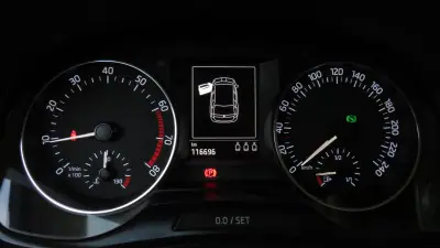 Skoda Fabia Break 2015 - 11800 EUR, 116000 km - 116000km - foto 22 de 29