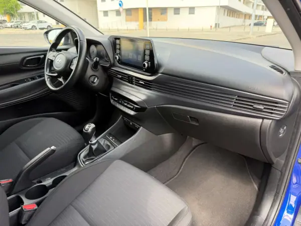 Hyundai i20 2023 - 15500 EUR, 49950 km - 49950km - foto 40 de 45