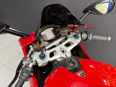 Ducati Panigale 1299 2016 - 17500 EUR, 11358 km - AUTO.MOTO.pt - 11358km - foto 25 de 38