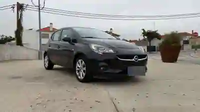 Opel Corsa 2017 — foto 3 de 9