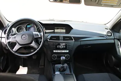 Mercedes-Benz C 220 2013 - 15900 EUR, 122723 km - AUTO.MOTO.pt - 122723km - foto 13 de 27