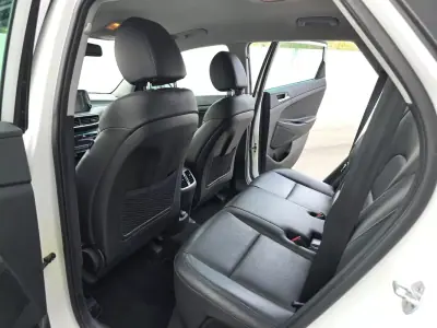 Hyundai Tucson 2019 - 18250 EUR, 137900 km - AUTO.MOTO.pt - 137900km - foto 28 de 31