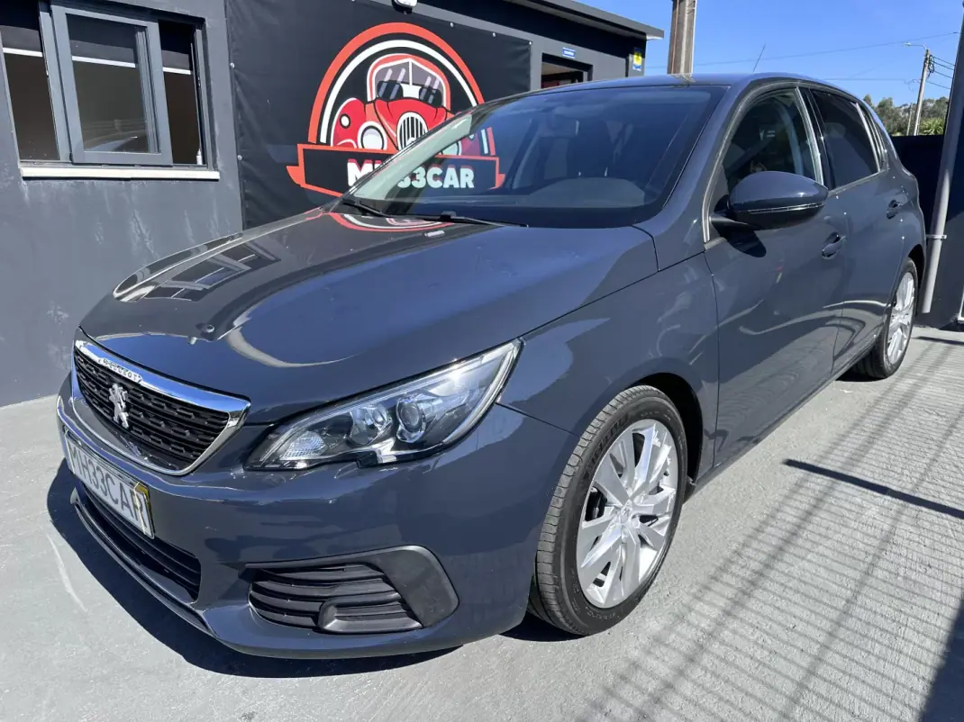 Peugeot 308 2018 - 12500 EUR, 280000 km - AUTO.MOTO.pt - 280000km - foto 1 de 32