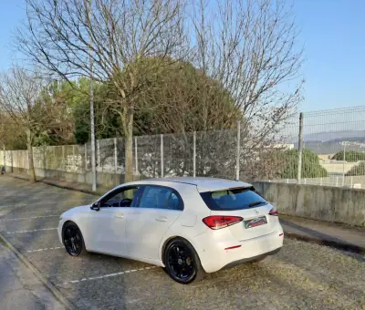 Mercedes-Benz A 180 2019 - 20990 EUR, 179000 km - AUTO.MOTO.pt - 179000km - foto 4 de 13