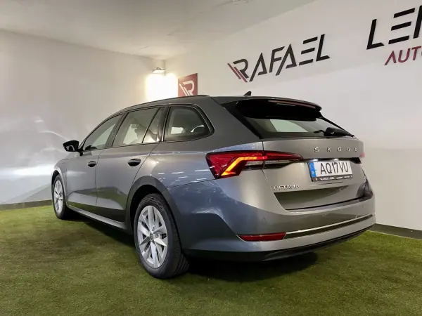 Skoda Octavia Break 2022 - 21500 EUR, 62000 km - AUTO.MOTO.pt - 62000km - foto 9 de 33
