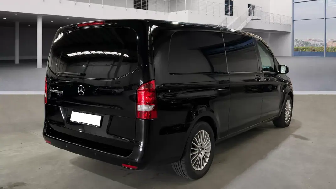 Mercedes-Benz eVito Tourer 2023 - 44999 EUR, 250000 km - 250000km - foto 4 de 10