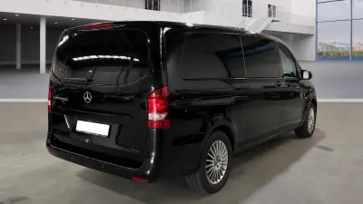 Mercedes-Benz eVito Tourer 2023 - 41999 EUR, 250000 km - AUTO.MOTO.pt - 250000km - foto 4 de 10