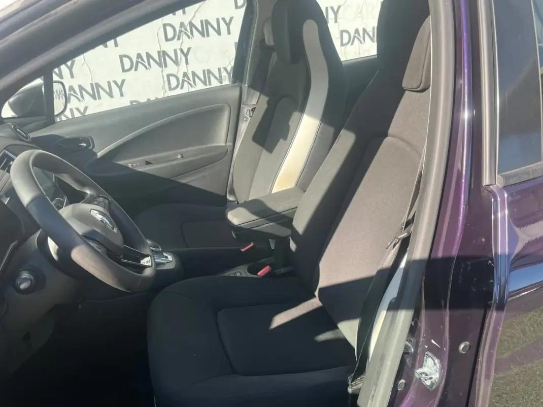 Renault Zoe 2022 - 15990 EUR, 92000 km - 92000km - foto 6 de 10