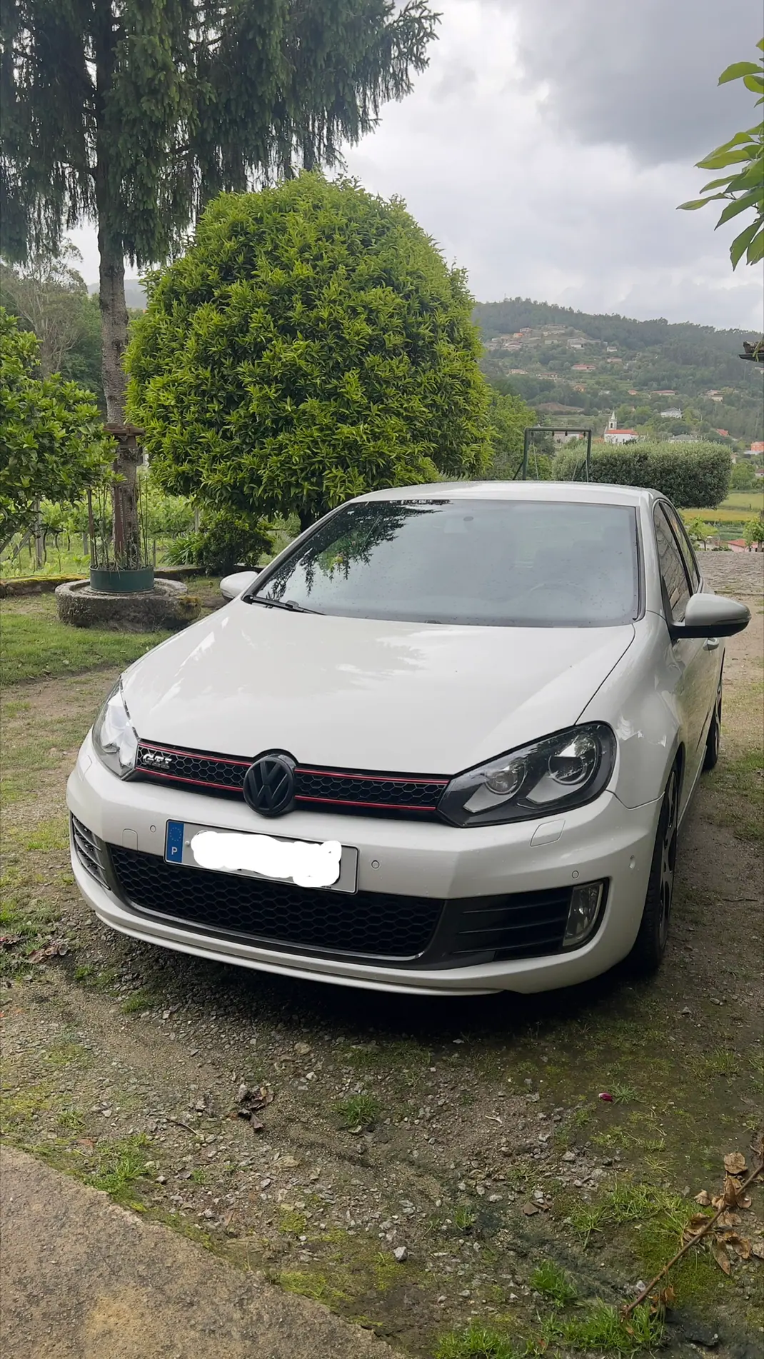 Volkswagen Golf 2009 - 14500 EUR, 156000 km - AUTO.MOTO.pt - 156000km - foto 1 de 7