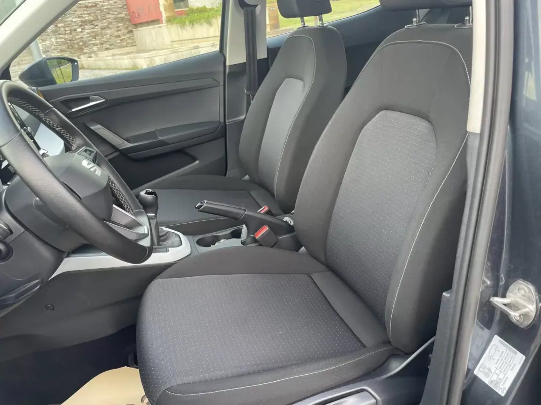 SEAT Arona 2024 - 19500 EUR, 28000 km - AUTO.MOTO.pt - 28000km - foto 11 de 14