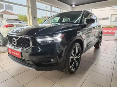 Volvo XC 40 2020 - 28250 EUR, 45500 km - AUTO.MOTO.pt - 45500km - foto 6 de 35