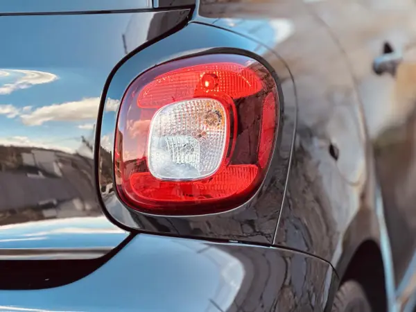 Smart ForFour 2021 - 13900 EUR, 16000 km - AUTO.MOTO.pt - 16000km - foto 7 de 22