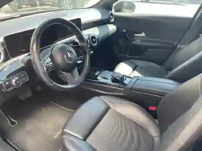 Mercedes-Benz A 180 2019 - 23700 EUR, 76000 km - AUTO.MOTO.pt - 76000km - foto 7 de 7