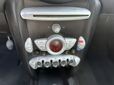 MINI Clubman 2009 - 6900 EUR, 290000 km - AUTO.MOTO.pt - 290000km - foto 51 de 64