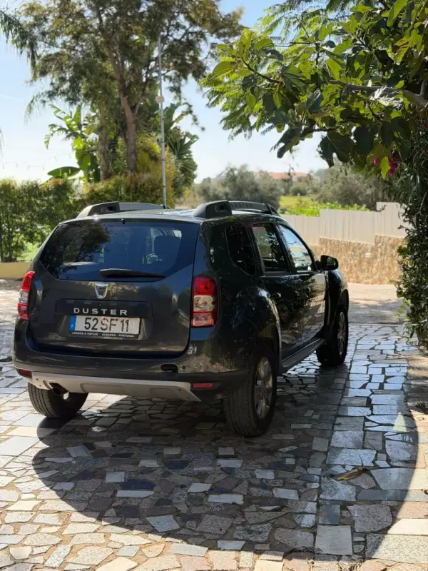 Dacia Duster 2016 - 16900 EUR, 116139 km - AUTO.MOTO.pt - 116139km - foto 6 de 10