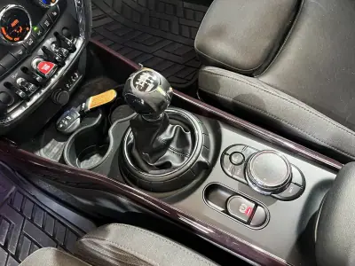 MINI Clubman 2016 - 14600 EUR, 126426 km - AUTO.MOTO.pt - 126426km - foto 17 de 23