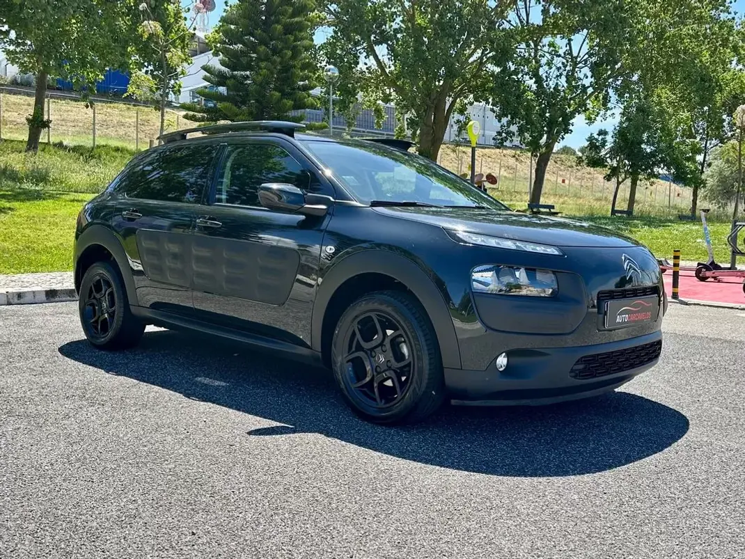 Citroën C4 Cactus 2018 - 9870 EUR, 89500 km - AUTO.MOTO.pt - 89500km - foto 4 de 47