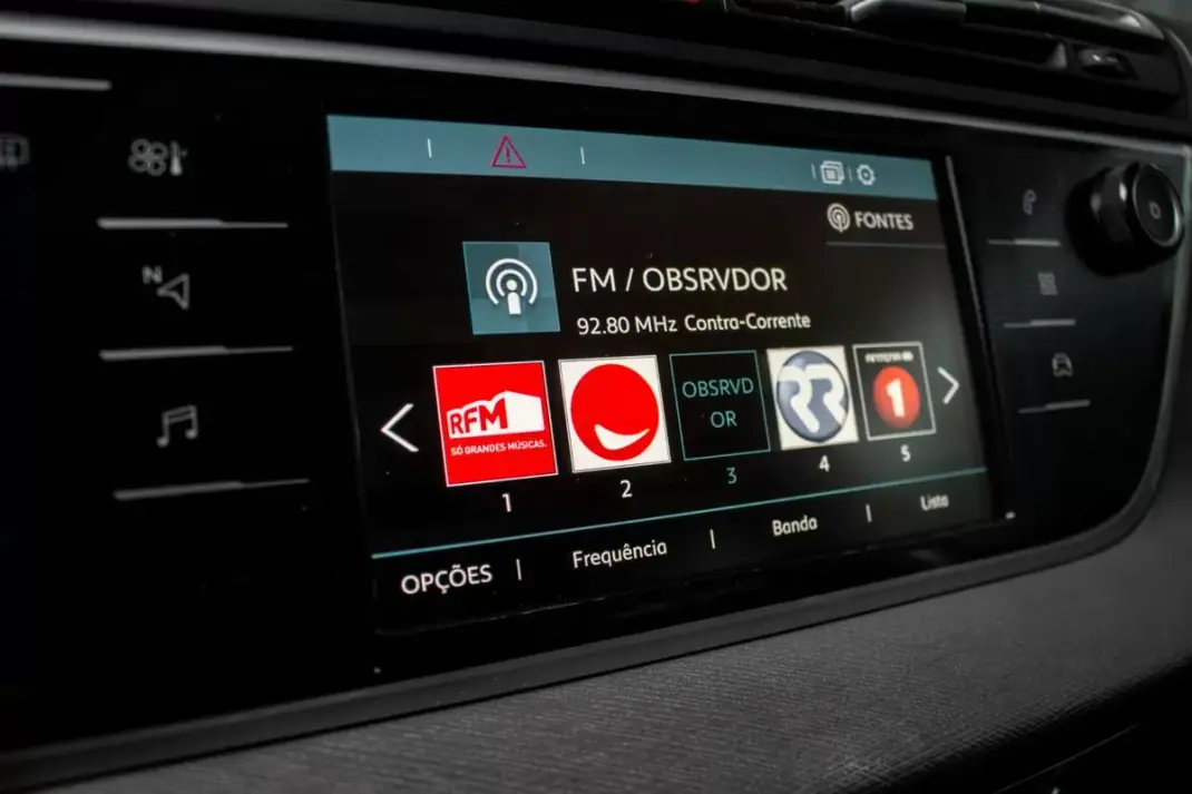 Citroën C4 Spacetourer 2019 - 10550 EUR, 304577 km - AUTO.MOTO.pt - 304577km - foto 39 de 45