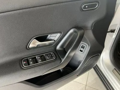 Mercedes-Benz A 180 Limousine 2020 - 23600 EUR, 81132 km - AUTO.MOTO.pt - 81132km - foto 17 de 23
