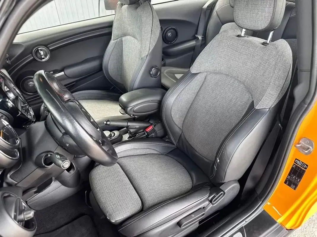 MINI One 2014 - 12500 EUR, 209066 km - AUTO.MOTO.pt - 209066km - foto 9 de 15