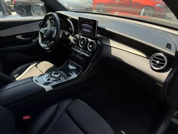 Mercedes-Benz GLC 250 2017 - 41500 EUR, 145000 km - AUTO.MOTO.pt - 145000km - foto 11 de 15