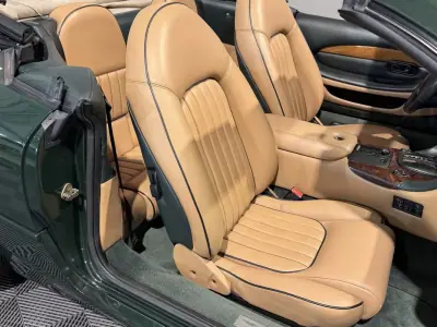 Aston Martin DB7 Vantage Coupé 1997 - 57500 EUR, 41000 km - 41000km - foto 40 de 60
