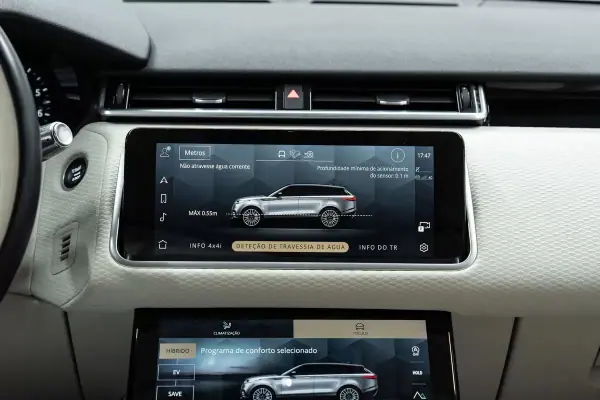 Land Rover Range Rover Velar 2021 - 49950 EUR, 46000 km - AUTO.MOTO.pt - 46000km - foto 33 de 53