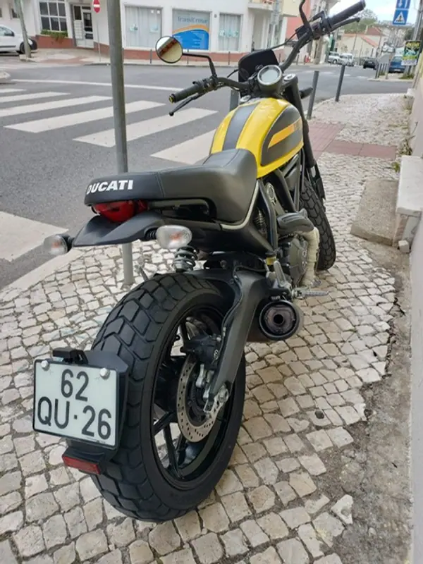 Ducati Scrambler Classic 2016 - 5800 EUR, 29500 km - 29500km - foto 7 de 7