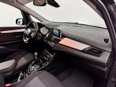 BMW 218 Gran Tourer 2018 - 14750 EUR, 148000 km - AUTO.MOTO.pt - 148000km - foto 49 de 54