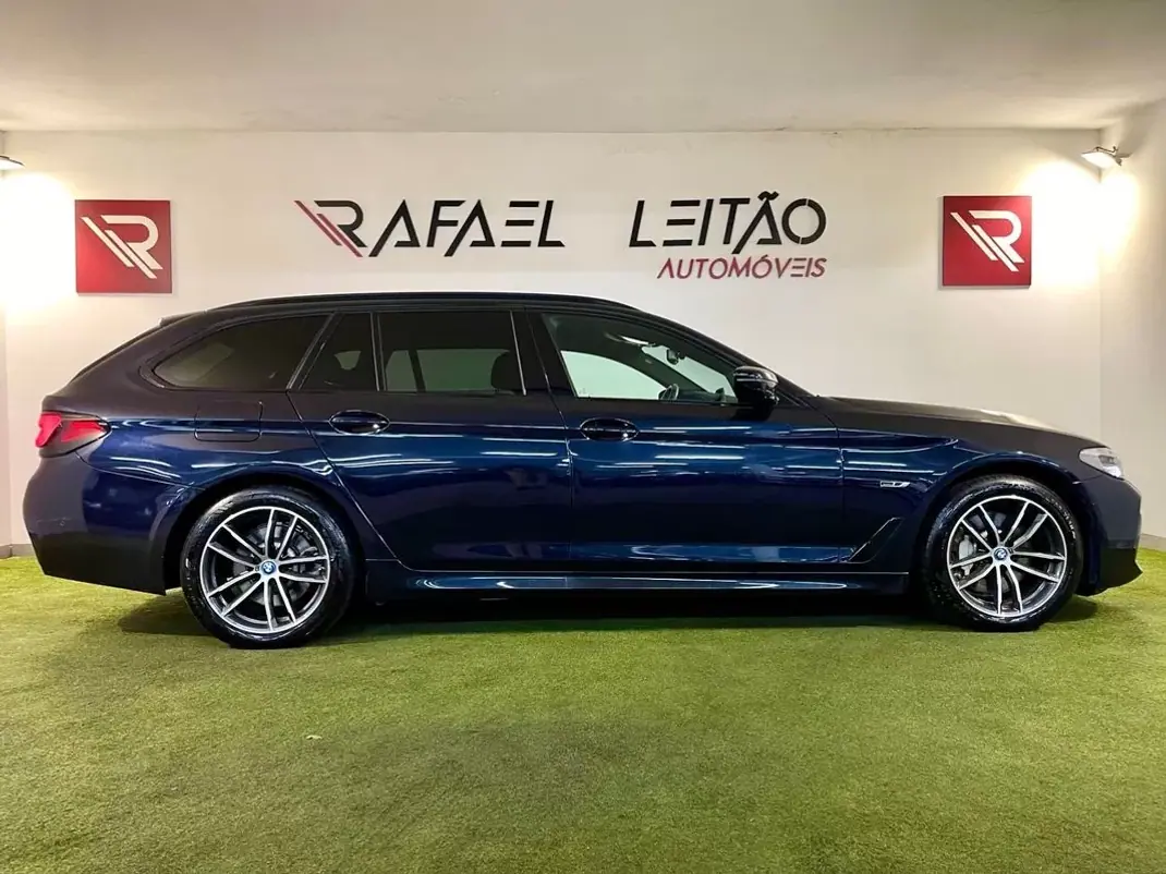 BMW 520 2022 - 32700 EUR, 89000 km - AUTO.MOTO.pt - 89000km - foto 9 de 41