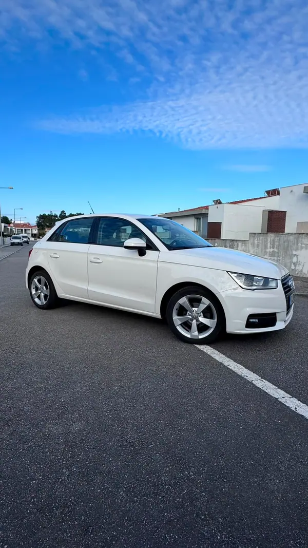 Audi A1 Sportback 2016 - 9900 EUR, 171079 km - AUTO.MOTO.pt - 171079km - foto 2 de 15