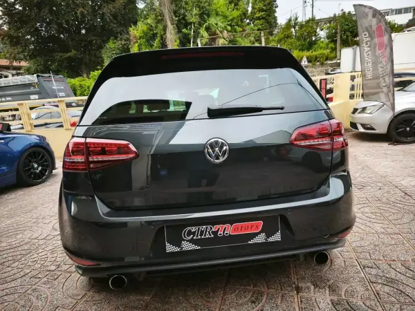 Volkswagen Golf 2014 - 19900 EUR, 160000 km - AUTO.MOTO.pt - 160000km - foto 10 de 34