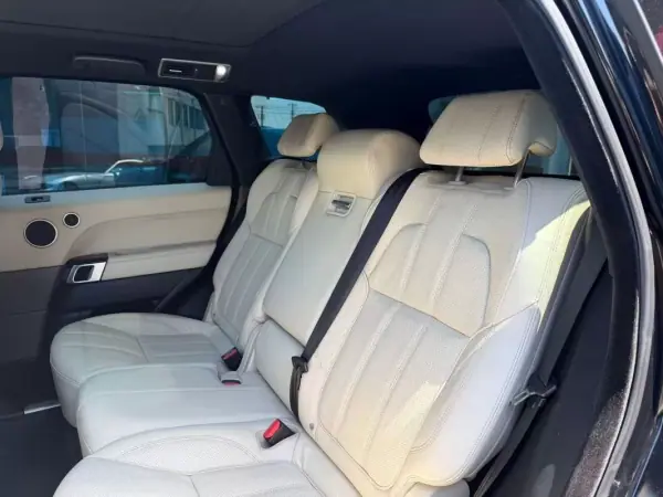 Land Rover Range Rover Sport 2015 - 33900 EUR, 157000 km - AUTO.MOTO.pt - 157000km - foto 7 de 18