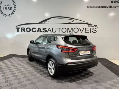Nissan Qashqai 2019 - 18500 EUR, 131140 km - AUTO.MOTO.pt - 131140km - foto 41 de 48