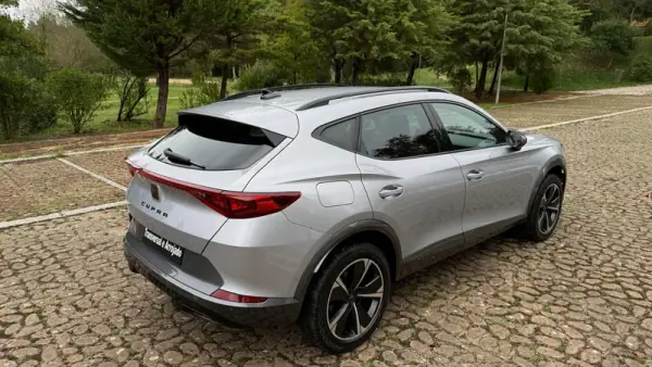 Cupra Formentor 2021 - 25750 EUR, 51000 km - AUTO.MOTO.pt - 51000km - foto 15 de 19
