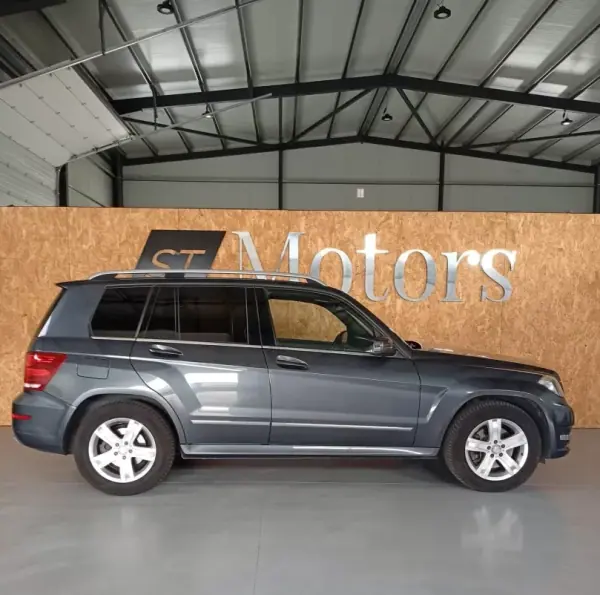 Mercedes-Benz GLK 250 2013 - 16900 EUR, 238000 km - AUTO.MOTO.pt - 238000km - foto 8 de 20