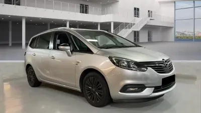 Opel Zafira 2019 - 9999 EUR, 270000 km - AUTO.MOTO.pt - 270000km - foto 2 de 15