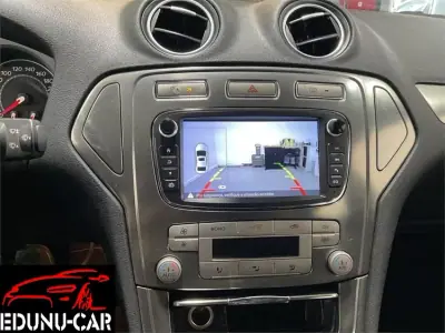 Ford Mondeo SW 2010 - 5999 EUR, 210000 km - AUTO.MOTO.pt - 210000km - foto 10 de 12