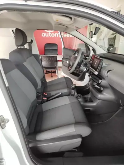 Citroën C4 Cactus 2018 - 9150 EUR, 106600 km - AUTO.MOTO.pt - 106600km - foto 20 de 37