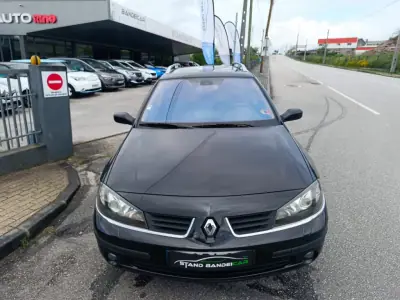 Renault Laguna 2007 - 3500 EUR, 230000 km - AUTO.MOTO.pt - 230000km - foto 3 de 23