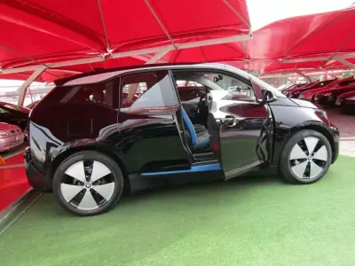 BMW i3 2018 - 17199 EUR, 123030 km - foto 5 de 21