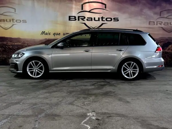 Volkswagen Golf Variant 2018 - 26900 EUR, 138021 km - AUTO.MOTO.pt - 138021km - foto 4 de 32