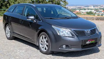 Toyota Avensis SW 2010 - 6900 EUR, 274056 km - AUTO.MOTO.pt - 274056km - foto 1 de 21