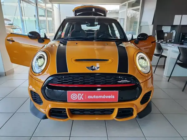 MINI John Cooper Works 2015 - 21500 EUR, 91950 km - AUTO.MOTO.pt - 91950km - foto 20 de 38