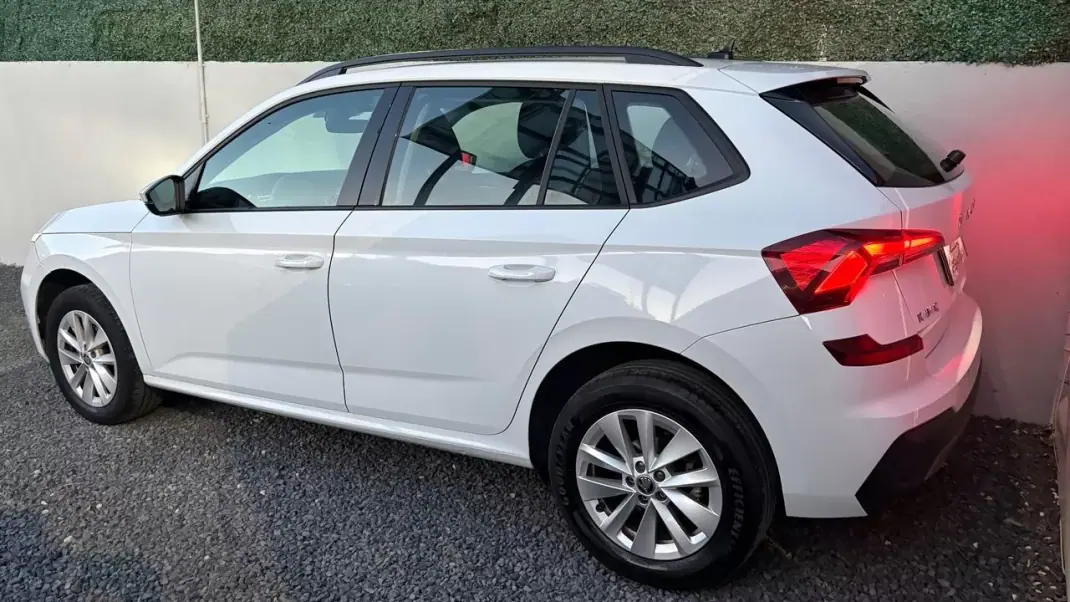 Skoda Kamiq 2024 - 16900 EUR, 69000 km - 69000km - foto 4 de 12